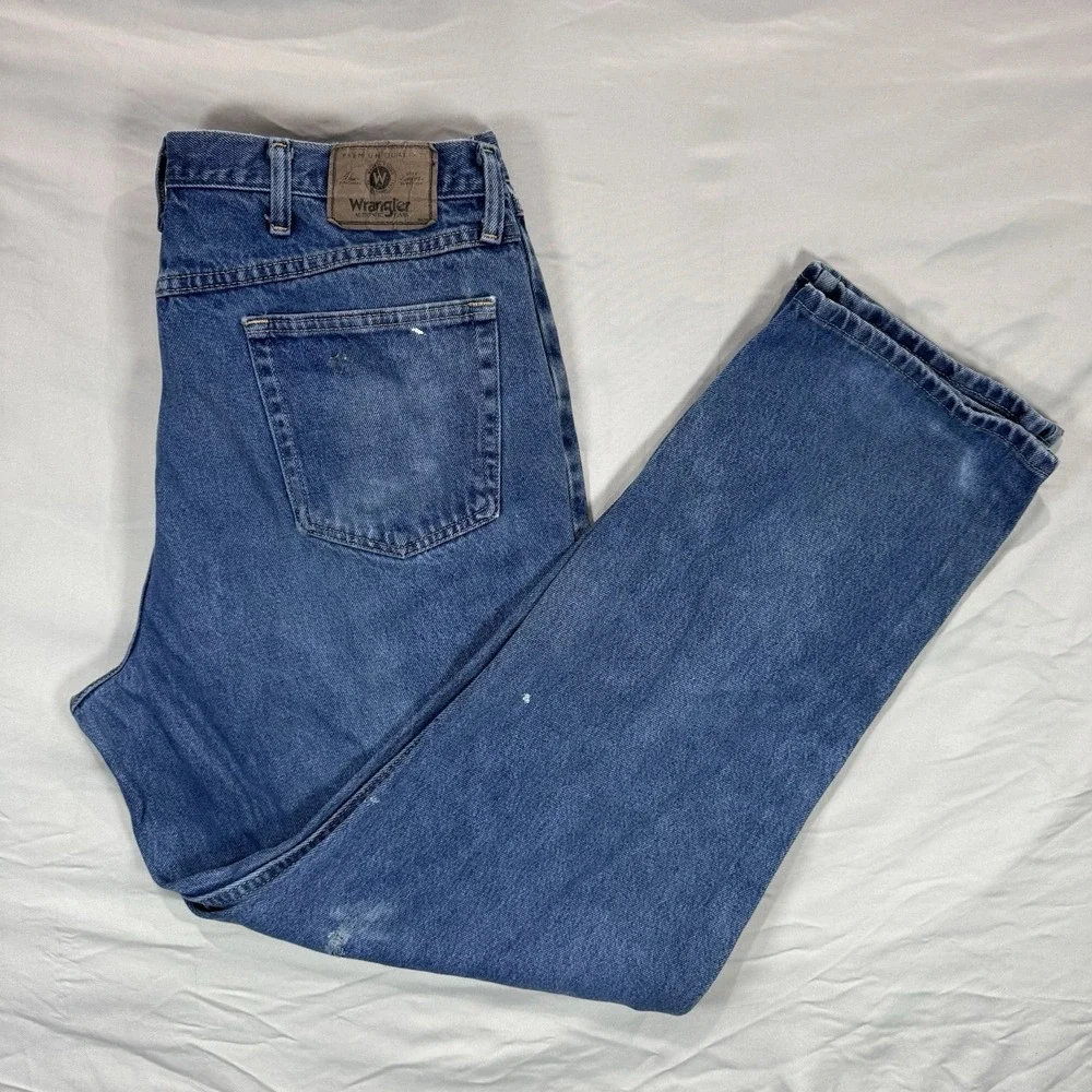 Men's Wrangler Jeans 40x32 (36x32) Relaxed Fit Blue Denim Premium Quality Cowboy